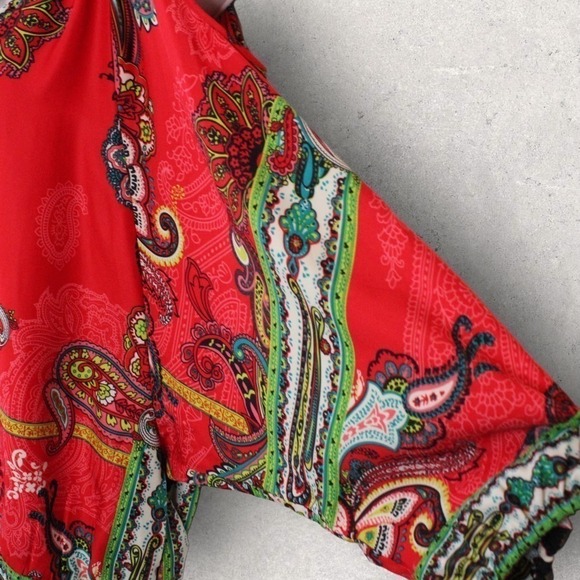 ECI Cold Shoulder Long Sleeve Blouse Multicolor Red, Pink, Green, White Size M - Picture 4 of 16